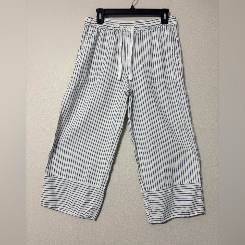 Woman’s Casa Cabana Striped Blue White Wide Leg Linen Viscose Pull On Pockets